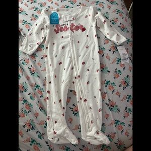 NWT Babygirl carters sleeper